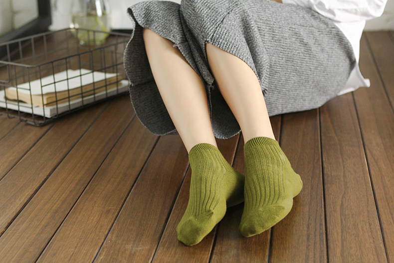Bít tất Phụ nữ Vớ thấp Cotton Cotton Bít tất mùa hè và mùa thu Mới Đôi kim sọc dọc Đồng bằng hoang dã Tất vớ sinh viên Vớ cotton tất cổ cao