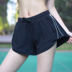 Cô gái thể hình mùa hè quần short thể thao chống nhẹ giảm béo chạy ra ngoài mặc quần nóng yoga ba quần thoáng khí - Quần thể thao quần gió thể thao Quần thể thao