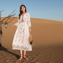 2022 spring and summer ethnic wind embroidery V collar retro ancient medium length display slim tourist collection waist strap long dress with dress and dress