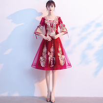 Chinese style toast bride 2021 new winter wine red short wedding engagement dress dress female little man