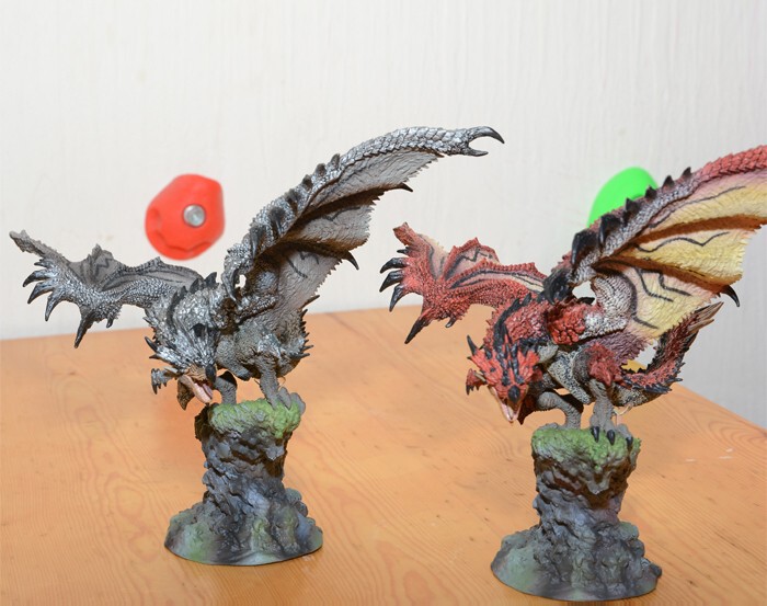 【Unmovable】Monster Hunter Fire Dragon Silver Fire Dragon Rioluus Reissue Edition Figure in Stock