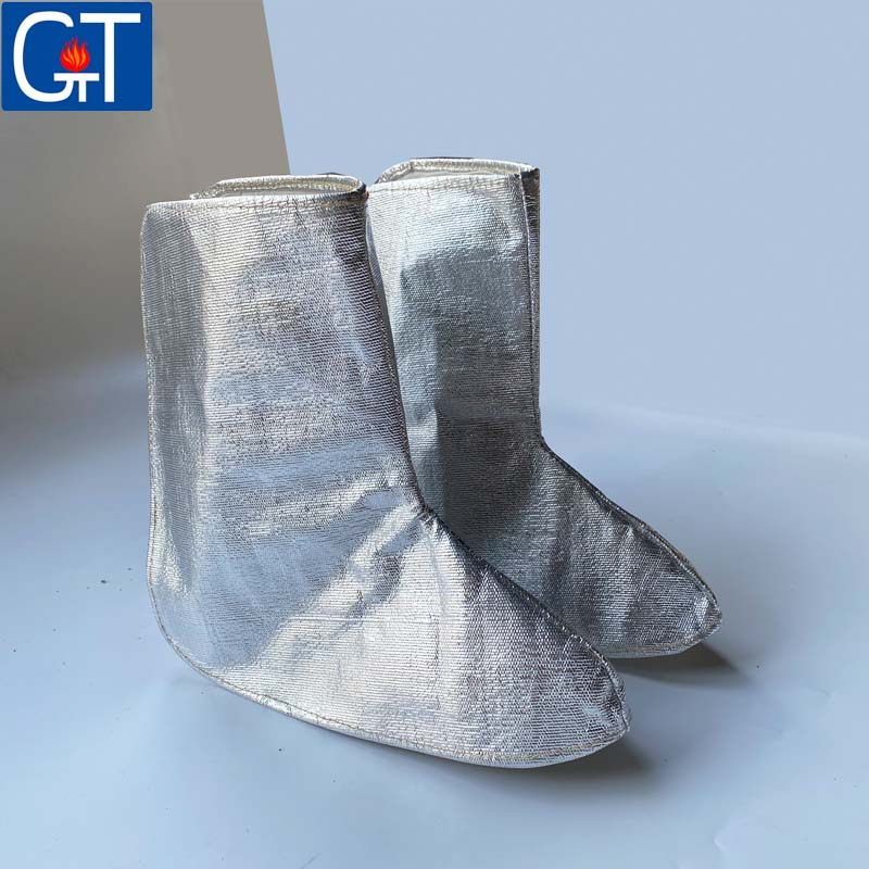 Fire-proof and heat-insulating foot cover Radiant heat-proof aluminum foil foot cover High temperature fire protection foot fire-proof shoe cover
