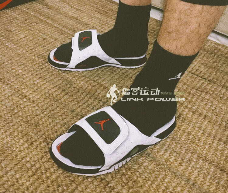 JORDAN HYDRO XIII RETRO Joe 13 Dép thể thao nam màu đen và trắng đỏ 684915-106 dép converse chính hãng