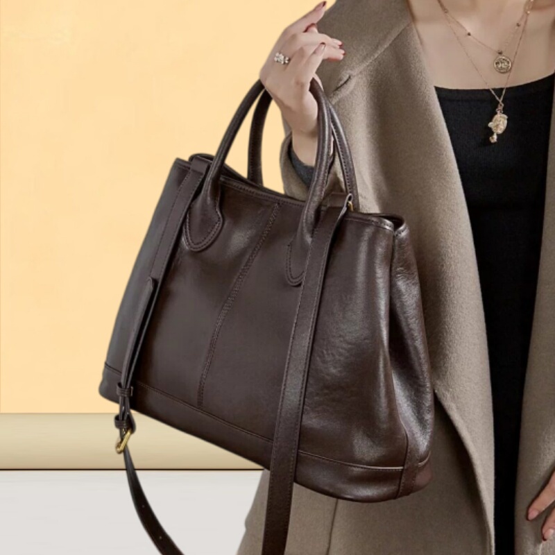 Light Luxury Brand Large Shoulder Bag for Women, First-Layer Cowhide Leather, Large Capacity Tote Bag, Extra-Large Capacity Genuine Leather Bag Light Luxury Brand Large Shoulder Bag for Women, First-Layer Cowhide Leather, Large Capacity Tote Bag, Extra-Large Capacity Genuine Leather Bag
