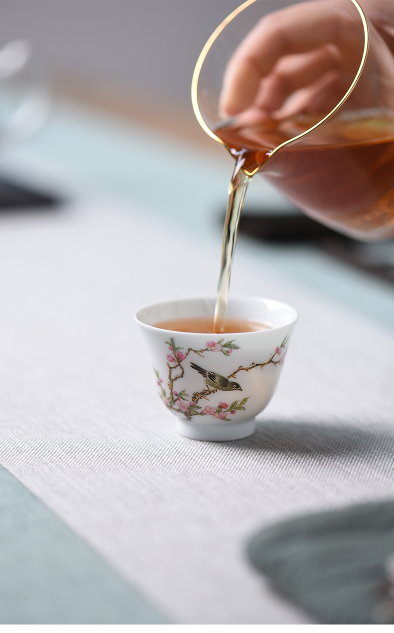 Jingdezhen hand - made pastel master cup small sample tea cup single cup painting of flowers and small kung fu tea cups beaming