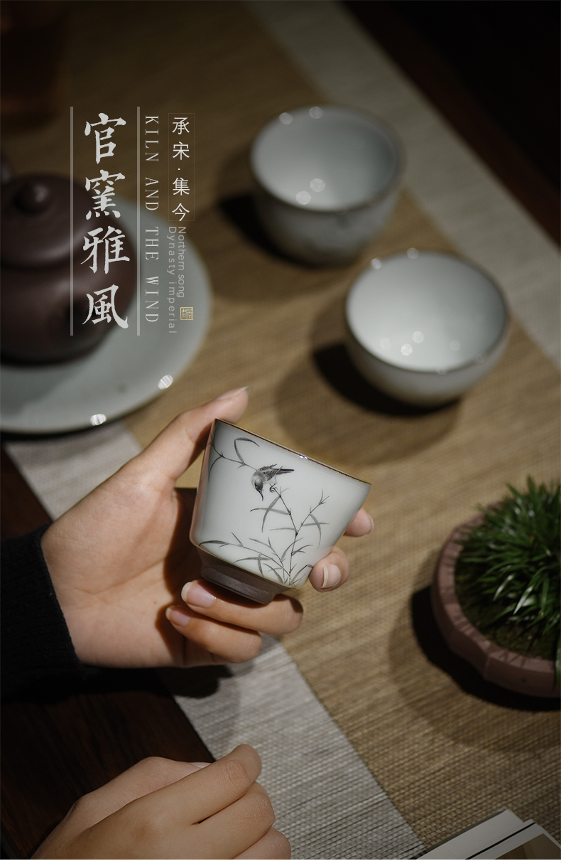 Jingdezhen guanyao masters cup small manual imitation song dynasty style typeface exposure of single CPU kung fu tea tea cup your up CPU