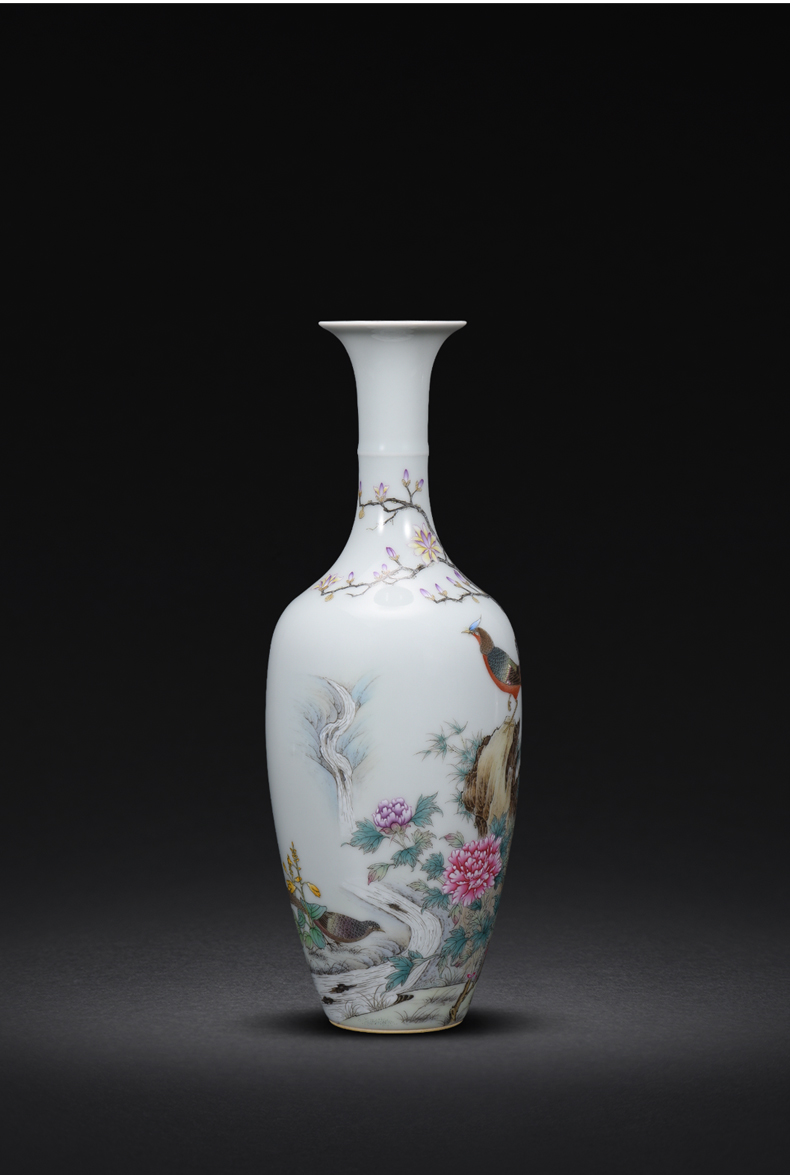 Jingdezhen ceramics by hand China wind restoring ancient ways is the sitting room flower vase furnishing articles of Chinese style decoration decoration process