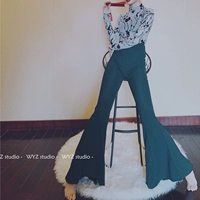 Зеленые штаны-клёш