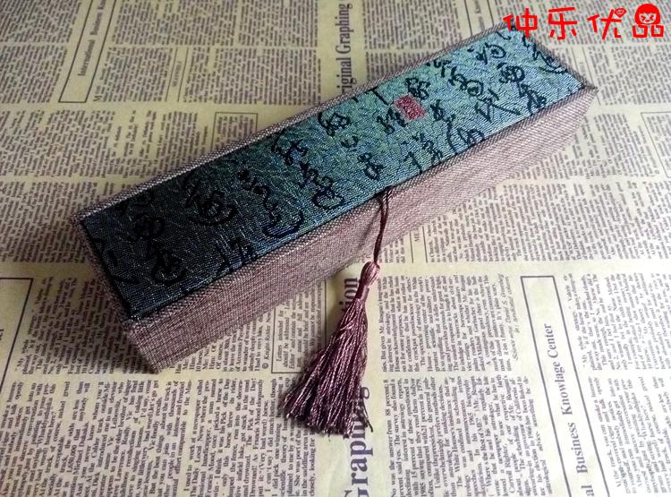 Vòng tay hạt cao cấp wenwan thổ cẩm quà tặng đồ trang sức vòng đeo tay bao bì hộp hộp trang sức hộp quà tặng tua - Vòng đeo tay Cuff vòng tay tỳ hưu