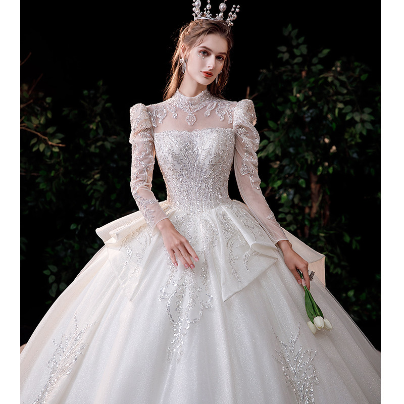 Heavy work main wedding dress 2021 new bridal temperament high-end French court style palace wind trailing big size for slim and long sleeves winter