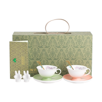 Sus Ceramics Hand-painted coffee cup and saucer set with roses and grapes as a high-end souvenir for couples weddings and friends