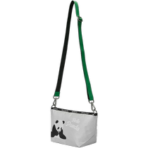 Skechers Skechers large-capacity triangular dumpling bag crossbody bag shoulder bag men and women same style outing backpack