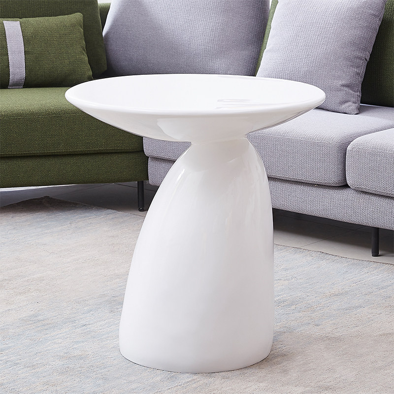 Creative art designer model negotiating reception meeting guests casual small round table simple modern white mushroom-shaped coffee table