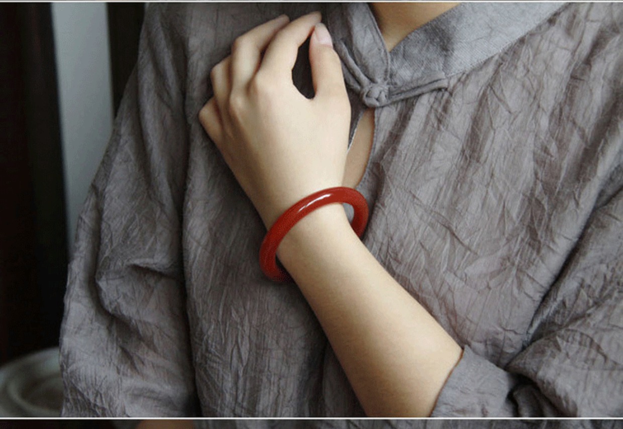 Màu cơ bản tự nhiên màu đỏ mã não mỏng dải vòng tay mẫu nữ năm nay màu gốc chalcedony vòng đeo tay pha lê để gửi giấy chứng nhận vòng tay nam