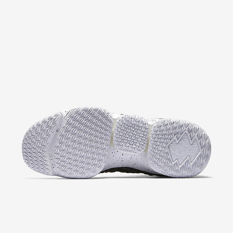 NIKE LEBRON 15 LBJ 15 James Men giày chiến đấu đệm bóng rổ 897649 / AO1485 - Giày bóng rổ giày bóng rổ chính hãng