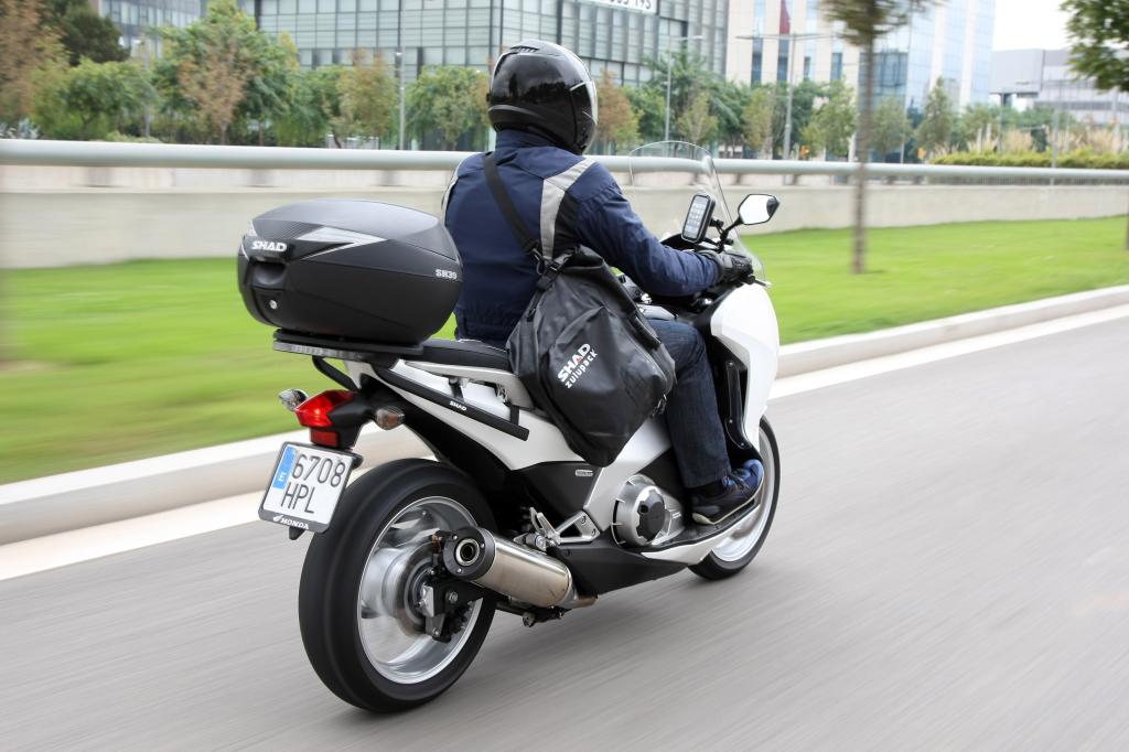 Hãy thử HONDA Honda CTX700N nhập khẩu khung đuôi đặc biệt - Xe gắn máy phía sau hộp thùng chứa đồ xe máy