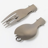 Чистый титановый склад с зубами ложки на открытом воздухе удобен для дикого лагеря для пикника