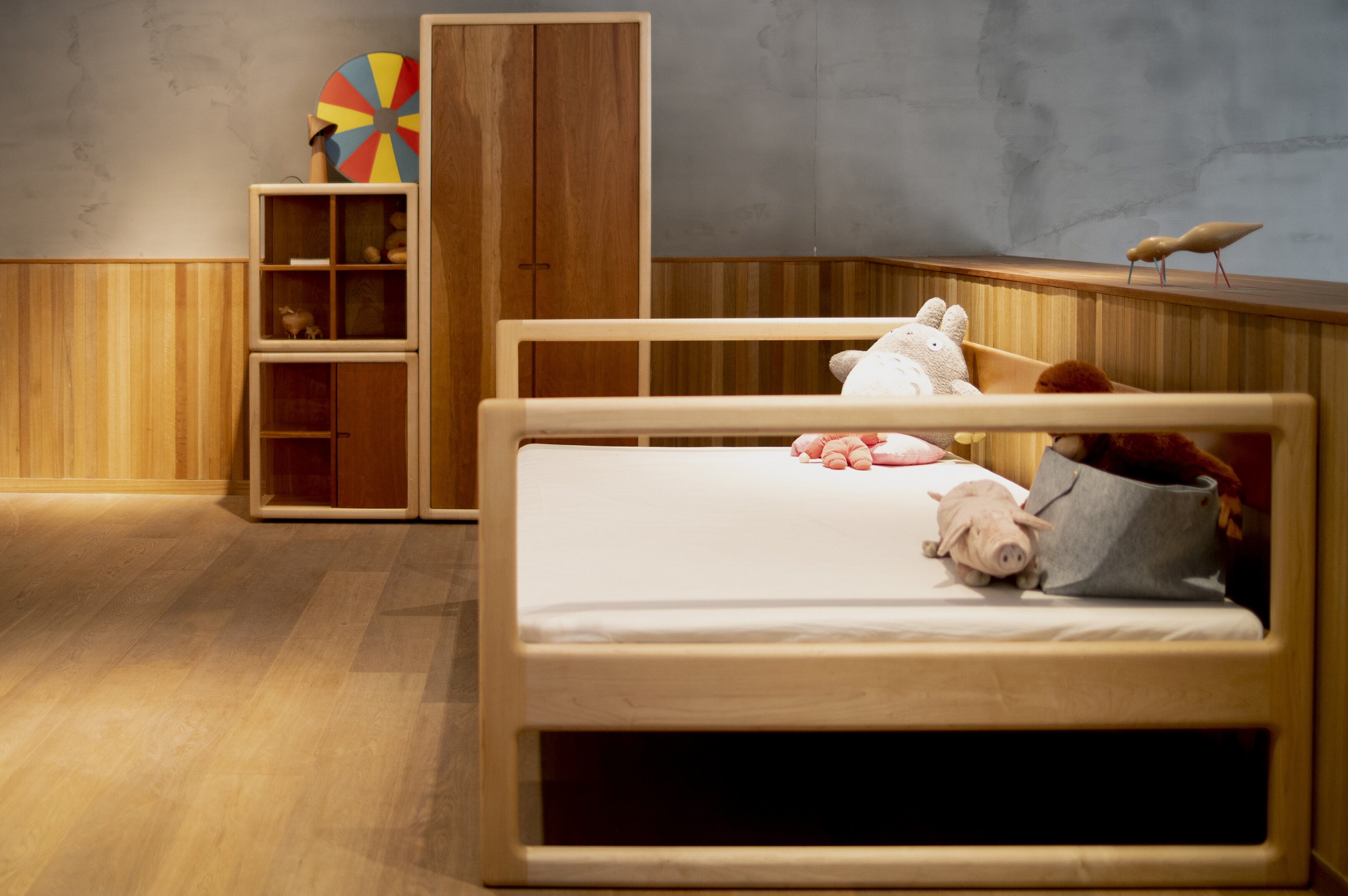 Children's room furniture combination Children's bed wardrobe low table New Chinese style solid wood modern minimalist Suyuan furniture