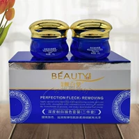 Противостоять искреннему белому насосному костюму Yipin Liangbai.