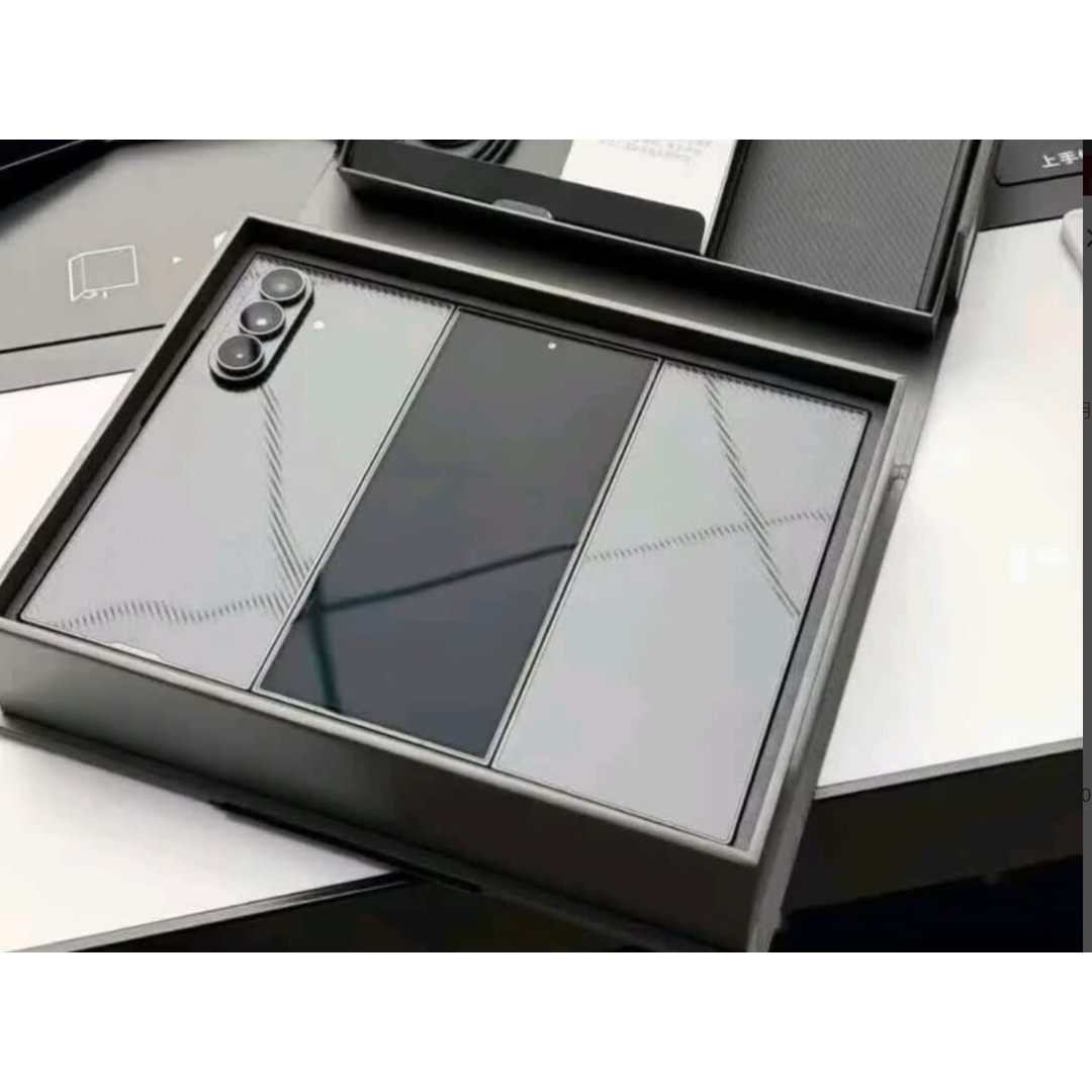 サムスン Galaxy Z Trifold は、革新的なサムスンの三つ折りスマートフォンです。在庫があり、すぐに発送可能です。