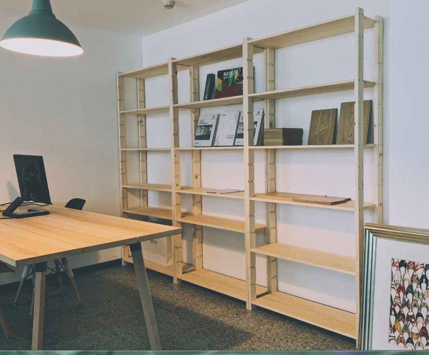 Solid wood shelves Floor-to-ceiling storage shelvesSheet shelvesWood shelves ShelvesStock shelvesWood multi-layer shelvesSolee shelves Display shelves Stores