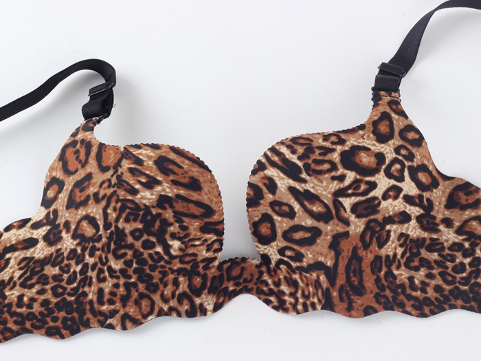 Ưu đãi đặc biệt giải phóng mặt bằng U Cup cốc một mảnh liền mạch Hộp đêm Leopard đồ lót gợi cảm thu thập áo ngực đồ lót ibasic