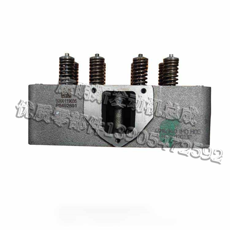 康明斯 NT855 發(fā)動機(jī)缸蓋總成