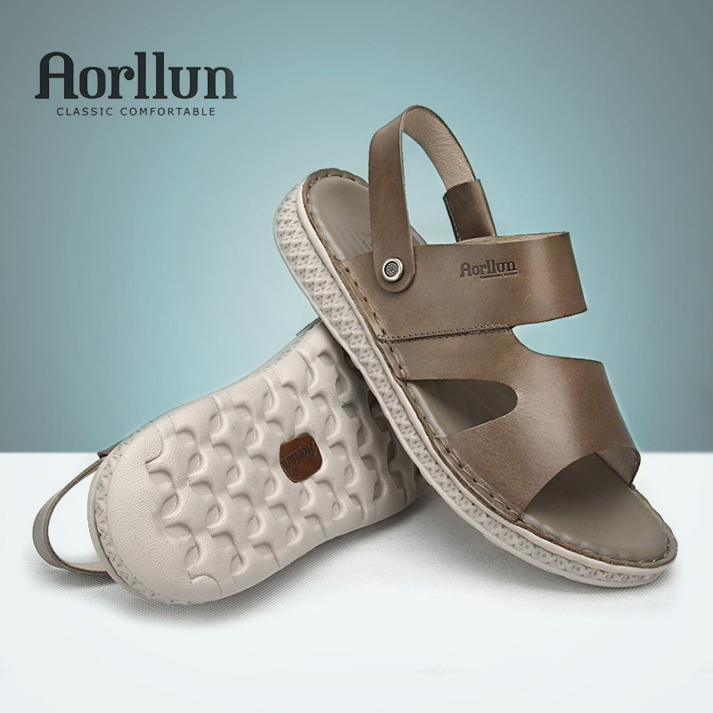 Men's sandals wear leather pure cow leather 2023 new tide beach shoes ultra light slippers dual - use sandals