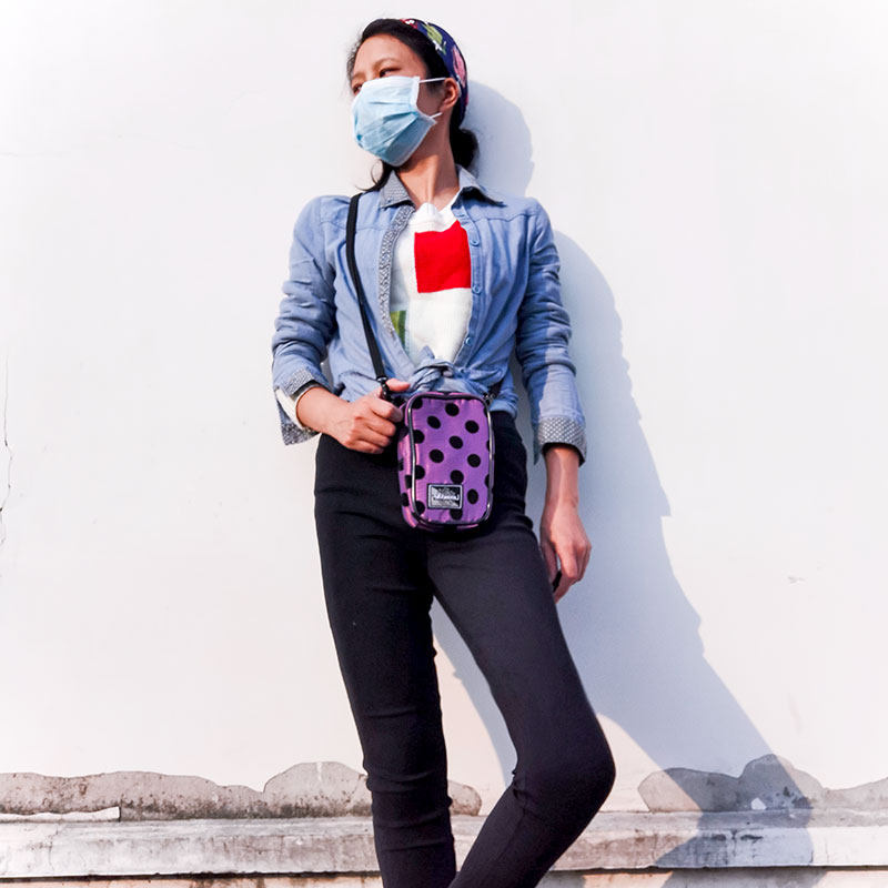 Tide brand Hong Kong Laosmiddle messenger bag mobile phone bag men's and women's multi-functional fashion mini bag coin purse