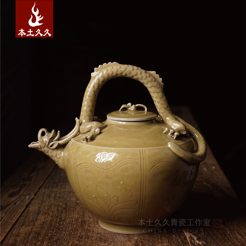 Gong Yihua Long kiln firewood burning dragon Pot Dragon Springs Green Porcelain Master Pure Hand Imitation Ancient Pot Teapot Kettle Collection Hem