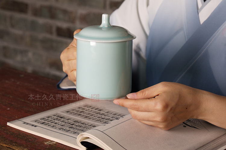 Các mỏ neo dài hạn tại địa phương với cùng một đoạn chén gốm gốm sứ Long Tuyền có nắp cốc trà văn phòng tách trà lớn - Tách bình thủy lock&lock