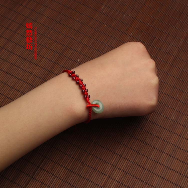Tự nhiên 6A rượu vang đỏ garnet đỏ dây đeo vòng chân ngọc bích ngọc bích hòa bình khóa chân đỏ dây tay dây đời năm nữ lắc chân vàng 18k