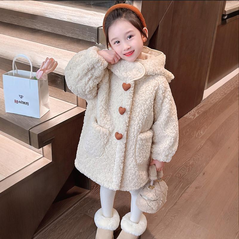 Girls' Red Winter Coat 2026 New Style, Fleece-Lined and Thickened, Super Cute Children's Spring Lamb Wool Coat