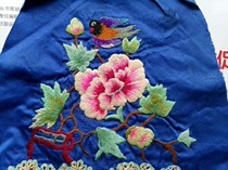 Hand-made embroidery seedlings embroidery pieces old embroidery National embroidery pine peach embroidery * flower embroidery piece 167