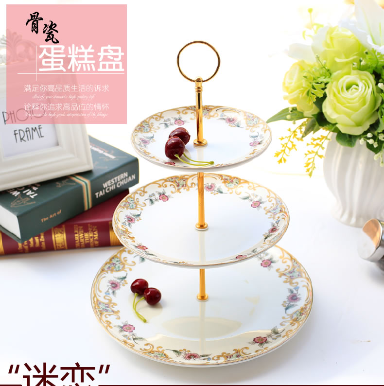 Creative Bone China Porcelain Fruit Pan Modern Living Room Sweet table placed European-style ceramic cake tray Three layers