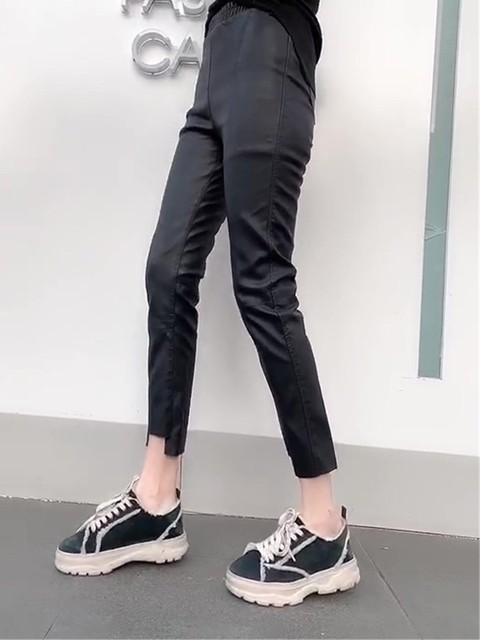 Ready in stock) European Station 2023 Early Spring New Solid Color Slim Fit Carrot Pants Fashion Trendy PU Leather Pants Women's Matte