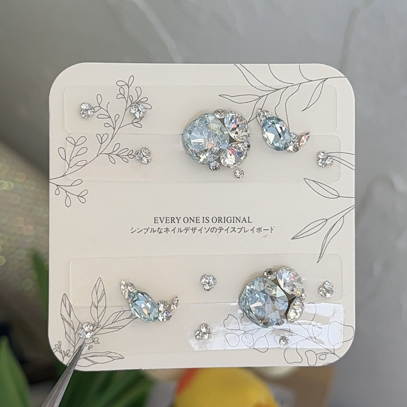 [Moonlight Light Pink Blue] Nail Art Wearable Nails Genuine Swarovski Material Pack Fat Square 10mm379