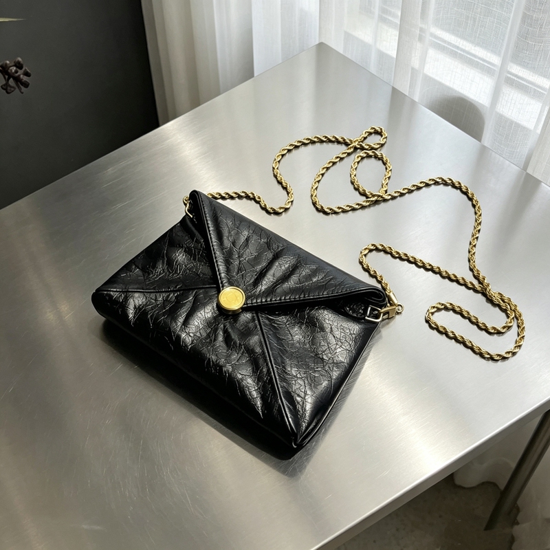 High-End Genuine Leather Single-Button Envelope Bag, Fashionable Chain Shoulder Crossbody Small Square Bag, Phone Bag, Trendy