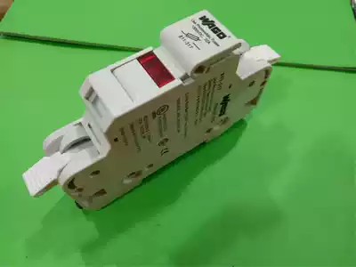 811317 card rail fuse base 10X 38MM WAGO Germany WAGO new 32A690V