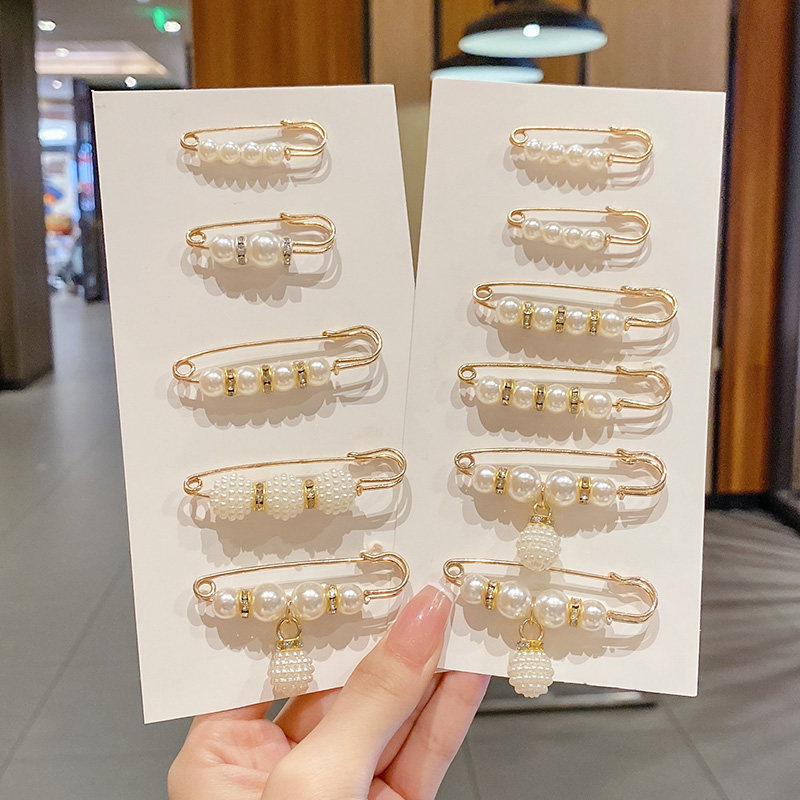 Anti-glare buckle brooch pin waist artifact fixed clothes waistband change small summer tighten waistline net red accessories