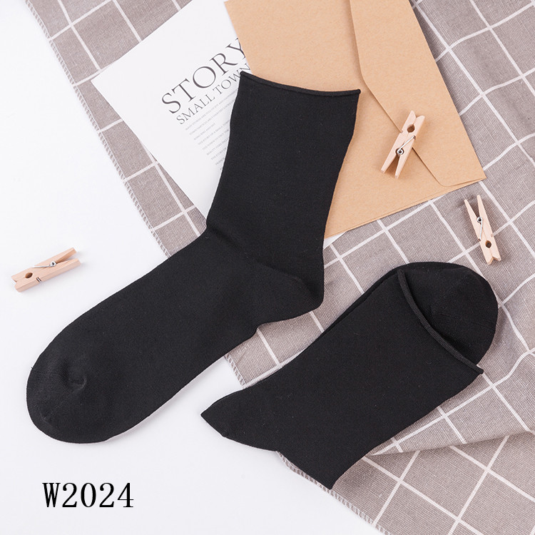 Tây khách hàng tuyệt vời uốn xoăn nam trong vớ ống màu rắn kinh doanh không xương sợi tre nam rộng miệng rộng miệng lỏng vớ nam vớ cổ cao