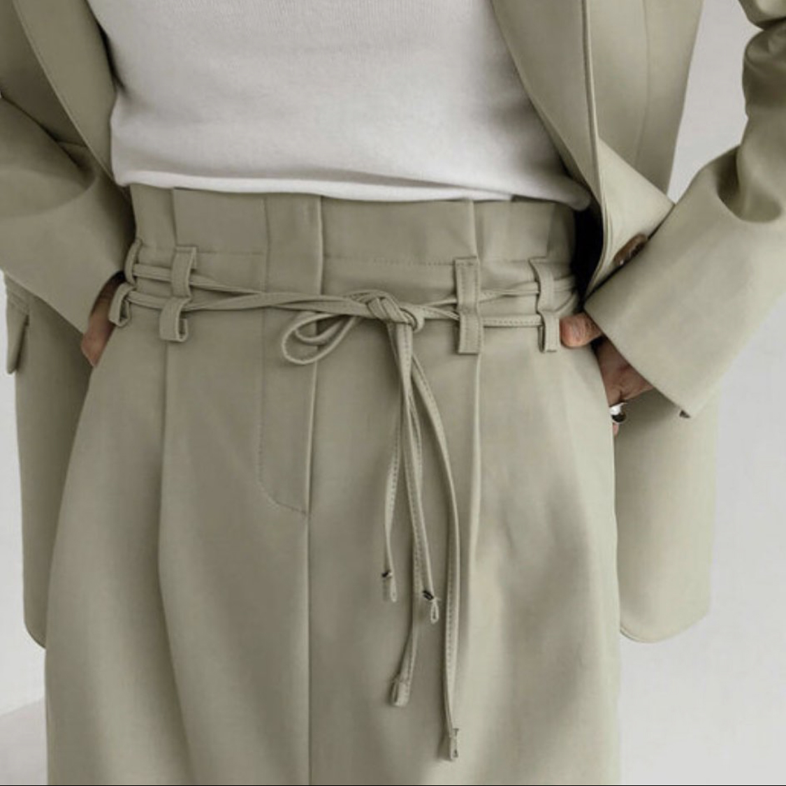 Spot SPOT Joo Korea High-end Atmospheric Waist Lacing Design Half Body Skirt 2color D