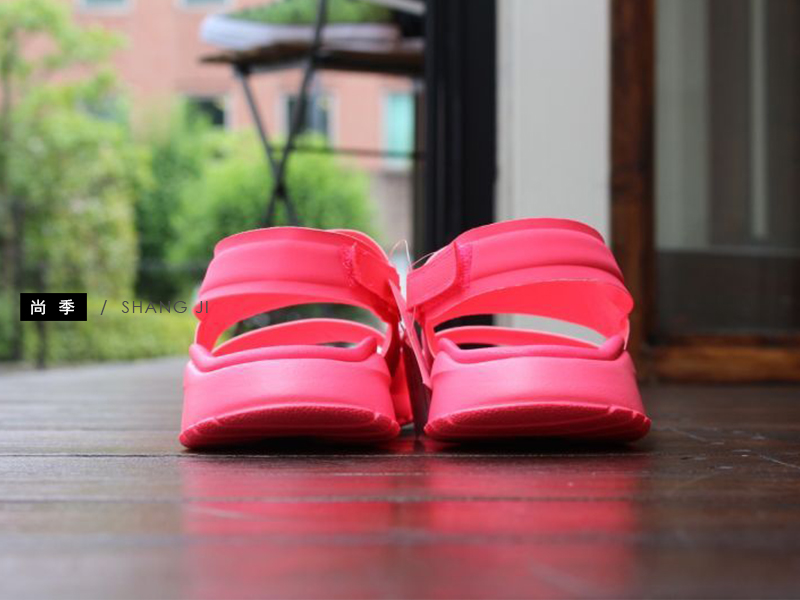 Shang Ji Nike Tanjun Sandal White Powder Beach Dép thể thao nữ không thấm nước 882694-600 dép quai hậu đế cao