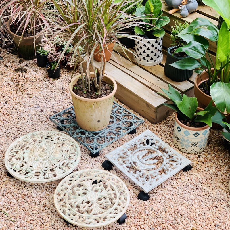 American-Style Retro Cast Iron Flower Pot Tray for Outdoor Garden Balcony, Creative Iron Art Flower Stand, Movable Flower Pot Rack