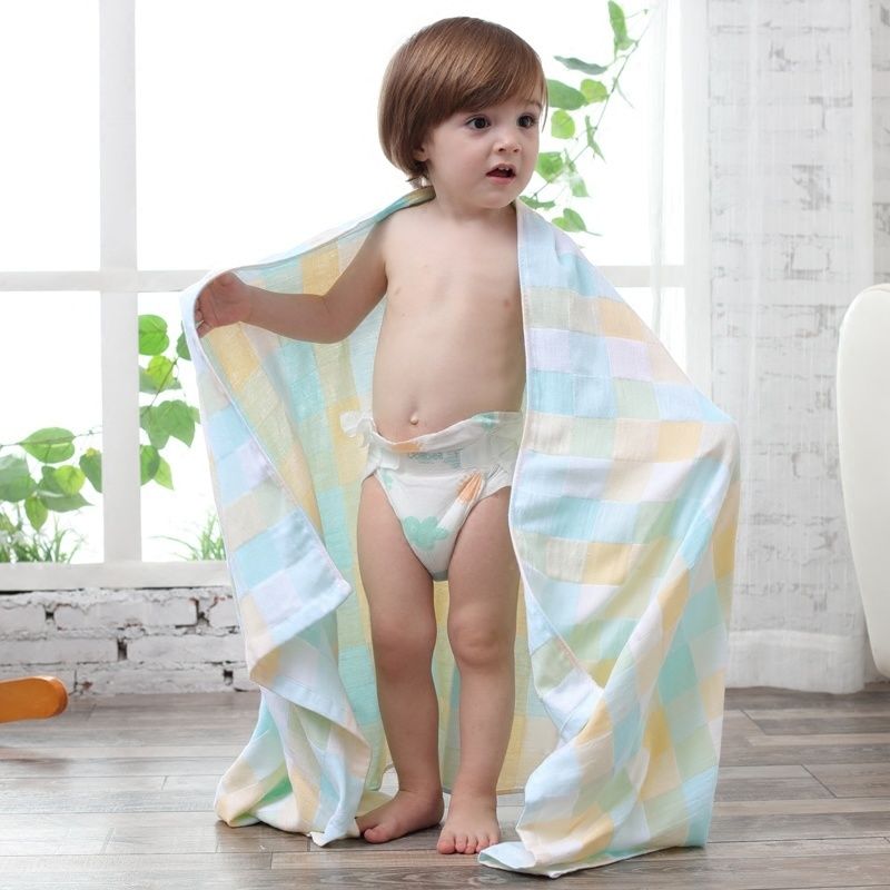 Baby summer cotton gauze bath towel baby hug towel thin quilt newborn bath towel cover blanket is enlarged bathrobe towel