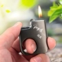 Mẫu mini kéo ngón tay nhẹ hơn siêu nhỏ loại bánh xe mở ngọn lửa nam và nữ cá tính ưa thích sáng tạo chữ thủy hột quẹt bic