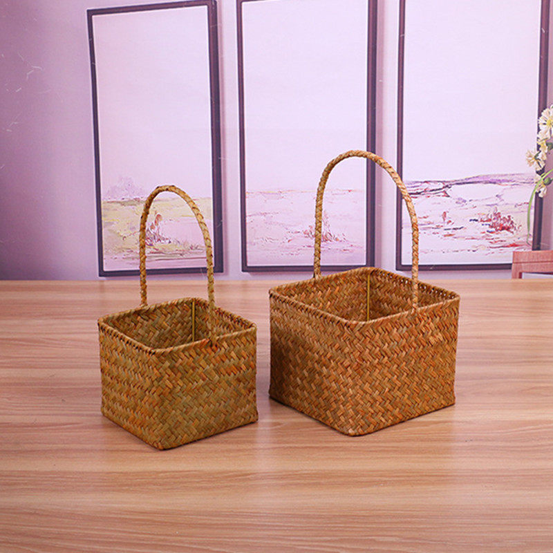 Vine-knitted Yilan Crafts Crafts Fields Garden Pure Hand Inserts Flower Basket Handbasket with hand basket Salute Basket Sea Grass Weave Containing Basket