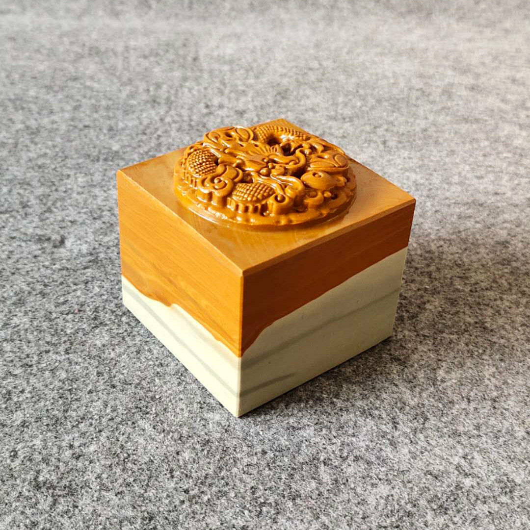 Seal material seal pine flower stone seal seal seal engraving seal material gold wrap jade seal material pine flower stone engraving stamp