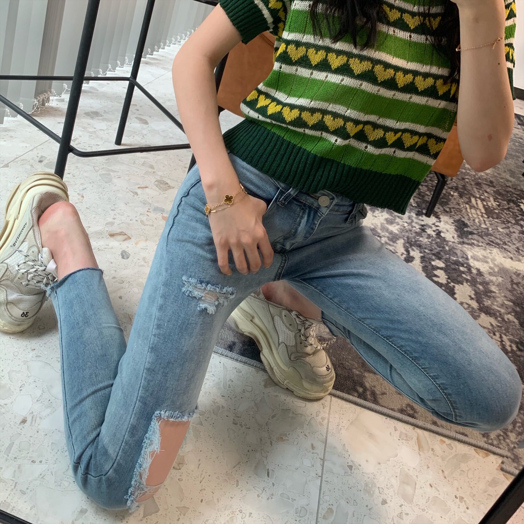 chic trendy slimming ripped jeans for women 2021 Spring and Autumn, Hyuna style 9-inch pants from Dongdaemun, South Korea pic 9