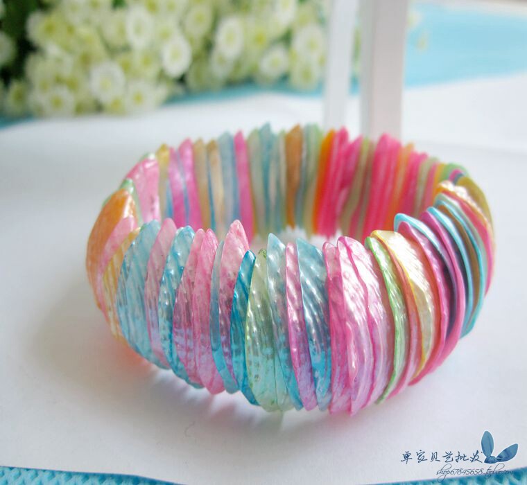 Natural sea snail shells 20M wide colored luminous beers to hand in fashion